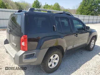 2013 Nissan Xterra S z VIN 5N1AN0NUXDN820818, wystawiony jako Copart lot #52364075 z przebiegiem 120 987 mil mil oraz Szkoda całkowita • Salvage title. Historia ofert i sprzedaży dostępna na DreamBid. Obrazek 3.
