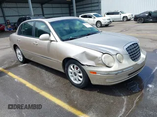 2004 Kia Amanti z VIN KNALD124945045581, wystawiony jako IAAI lot #42350170 z przebiegiem 125 905 mil mil oraz . Historia ofert i sprzedaży dostępna na DreamBid. Obrazek 1.