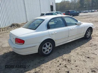2005 Hyundai Sonata GLS with VIN KMHWF35H95A200283, listed as a IAAI auction lot 41911910 with 160,607 mi miles. Bid and sale history available at carsss.com. Image 4.