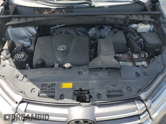 2018 Toyota Highlander Limited z VIN 5TDDZRFH4JS865237, wystawiony jako Copart lot #55417765 z przebiegiem 97 421 mil mil oraz Szkoda całkowita • Salvage title. Historia ofert i sprzedaży dostępna na DreamBid. Obrazek 12.