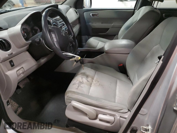 2013 Honda Pilot LX with VIN 5FNYF4H20DB083516, listed as a Copart auction lot 52127445 with 212,029 mi miles and Clean Title. Bid and sale history available at DreamBid. Image 7.