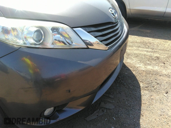 2014 Toyota Sienna XLE with VIN 5TDYK3DC2ES418860, listed as a IAAI auction lot 40139260 with 67,599 mi miles and . Bid and sale history available at DreamBid. Image 20.