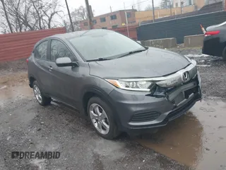 2022 Honda HR-V LX with VIN 3CZRU6H34NM737004, listed as a IAAI auction lot 41477391 with 30,691 mi miles. Bid and sale history available at carsss.com. Image 1.