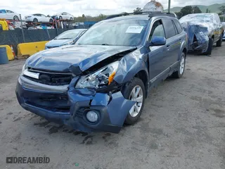 2014 Subaru Outback 2.5i Premium with VIN 4S4BRBCC6E3203024, listed as a IAAI auction lot 41936379 with 105,211 mi miles. Bid and sale history available at carsss.com. Image 17.