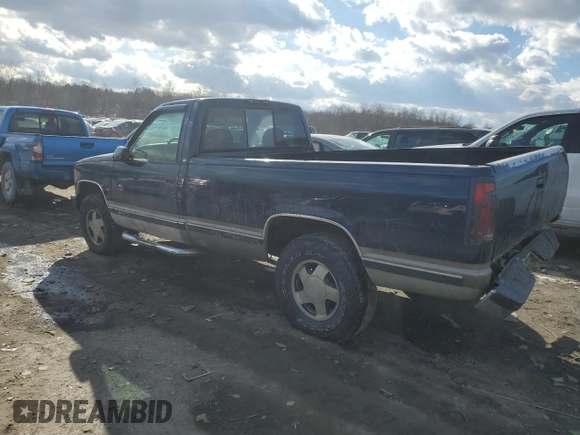 1998 Chevrolet Silverado 1500 with VIN 1GCEK14R3WZ215181, listed as a Copart auction lot 41839755 with 151,190 mi miles and Salvage Title. Bid and sale history available at DreamBid. Image 2.