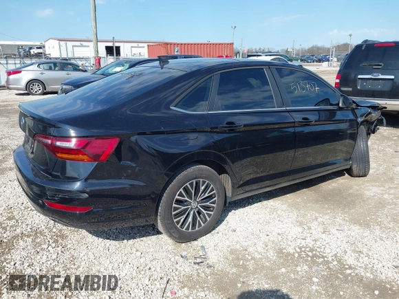 2019 Volkswagen Jetta SEL z VIN 3VWE57BU9KM064213, wystawiony jako IAAI lot #41916005 z przebiegiem 50 719 mil mil oraz . Historia ofert i sprzedaży dostępna na DreamBid. Obrazek 4.