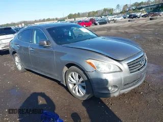 2011 Infiniti M z VIN JN1BY1AR0BM375292, wystawiony jako IAAI lot #41908452 z przebiegiem 241 552 mil mil oraz . Historia ofert i sprzedaży dostępna na DreamBid. Obrazek 1.