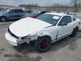 2008 Ford Mustang Deluxe with VIN 1ZVHT80N585188191, listed as a IAAI auction lot 42162834 with 145,313 mi miles and . Bid and sale history available at DreamBid. Image 17.
