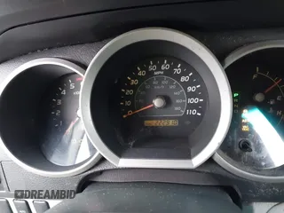 2006 Toyota 4Runner SR5 with VIN JTEZU14R160082920, listed as a IAAI auction lot 41564513 with 222,910 mi miles and . Bid and sale history available at DreamBid. Image 7.