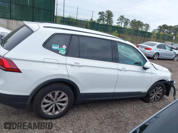 2019 Volkswagen Tiguan S z VIN 3VV0B7AX9KM055305, wystawiony jako IAAI lot #42160128 z przebiegiem 67 826 mil mil oraz . Historia ofert i sprzedaży dostępna na DreamBid. Obrazek 12.