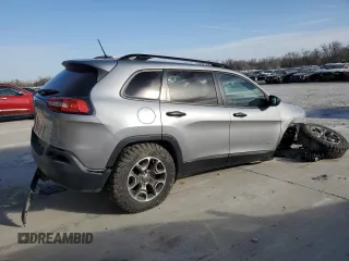 2017 Jeep Cherokee Sport with VIN 1C4PJMAB5HW646257, listed as a Copart auction lot 49246355 with 71,065 mi miles and Salvage Title. Bid and sale history available at DreamBid. Image 3.