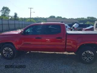 2022 Toyota Tacoma SR5 with VIN 3TMDZ5BN6NM139342, listed as a IAAI auction lot 42711808 with 46,826 mi miles and . Bid and sale history available at DreamBid. Image 15.
