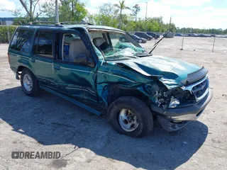 1998 Ford Explorer XLT z VIN 1FMZU32EXWUC84059, wystawiony jako IAAI lot #42260114 z przebiegiem 173 383 mil mil oraz . Historia ofert i sprzedaży dostępna na DreamBid. Obrazek 1.