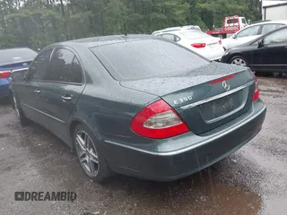 2007 Mercedes-Benz E 350 z VIN WDBUF56X67A997848, wystawiony jako IAAI lot #42318389 z przebiegiem 135 847 mil mil oraz . Historia ofert i sprzedaży dostępna na DreamBid. Obrazek 3.