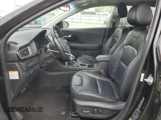 2017 Kia Niro Touring with VIN KNDCE3LC7H5055145, listed as a Copart auction lot 45996494 with 90,695 mi miles and Salvage Title. Bid and sale history available at carsss.com. Image 7.