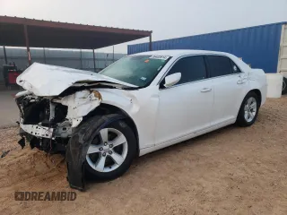 2011 Chrysler 300 with VIN 2C3CA4CG3BH528788, listed as a Copart auction lot 86402614 with 0 mi miles and Salvage Title. Bid and sale history available at carsss.com. Image 1.