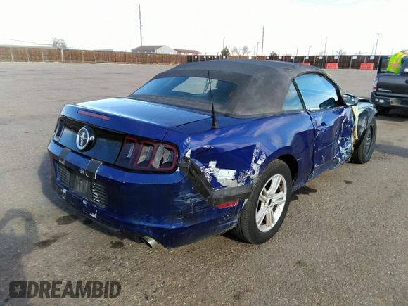 2014 Ford Mustang V6 with VIN 1ZVBP8EM0E5306721, listed as a IAAI auction lot 41671316 with 172,354 mi miles. Bid and sale history available at carsss.com. Image 4.