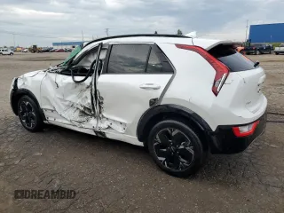 2024 Kia Niro Wind with VIN KNDCR3L17R5122752, listed as a Copart auction lot 54700365 with 11,446 mi miles and Clean Title. Bid and sale history available at DreamBid. Image 2.