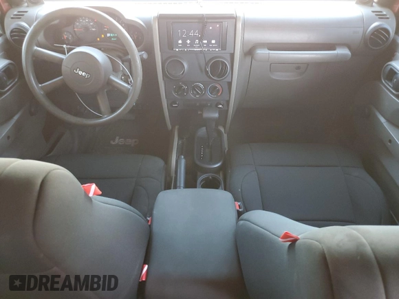 2008 Jeep Wrangler Unlimited X with VIN 1J4GB39128L650605, listed as a Copart auction lot 74144364 with 157,264 mi miles and Salvage Title. Bid and sale history available at DreamBid. Image 8.
