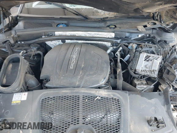2021 Porsche Macan z VIN WP1AA2A54MLB14416, wystawiony jako IAAI lot #42379004 z przebiegiem 38 034 mil mil oraz . Historia ofert i sprzedaży dostępna na DreamBid. Obrazek 10.