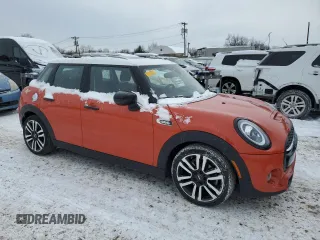 2021 MINI Hardtop 4 Door Cooper S with VIN WMWXU9C04M2N52840, listed as a Copart auction lot 89365525 with 27,921 mi miles and Salvage title. Bid and sale history available at DreamBid. Image 4.
