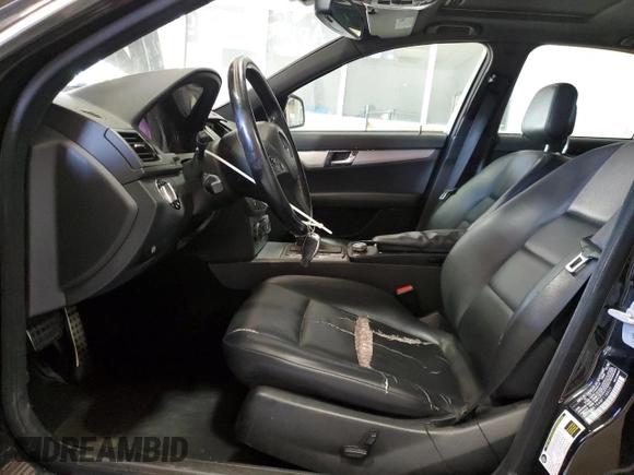 2008 Mercedes-Benz C 300 Sport with VIN WDDGF81X48F118820, listed as a Copart auction lot 49569645 with 169,928 mi miles and Salvage title. Bid and sale history available at DreamBid. Image 7.