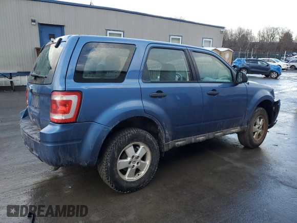 2010 Ford Escape XLS with VIN 1FMCU9C7XAKD33807, listed as a Copart auction lot 45134905 with 190,936 mi miles and Salvage title. Bid and sale history available at DreamBid. Image 3.