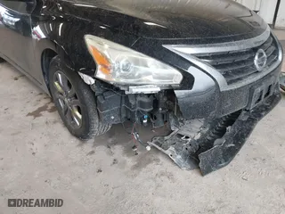 2015 Nissan Altima 2.5 with VIN 1N4AL3AP0FN894155, listed as a IAAI auction lot 41682914 with 150,200 mi miles. Bid and sale history available at carsss.com. Image 6.