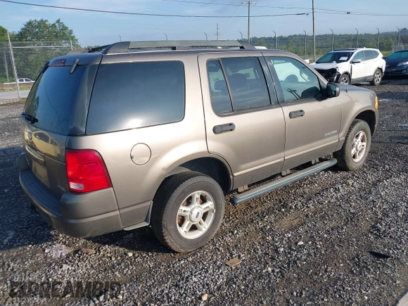 2005 Ford Explorer XLT with VIN 1FMZU73EX5UB57963, listed as a IAAI auction lot 42746723 with 295,560 mi miles and . Bid and sale history available at DreamBid. Image 4.