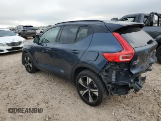2022 Volvo XC40 Twin Plus z VIN YV4ED3UR0N2691608, wystawiony jako Copart lot #79759674 z przebiegiem 17 633 mil mil oraz Szkoda całkowita • Salvage title. Historia ofert i sprzedaży dostępna na DreamBid. Obrazek 2.