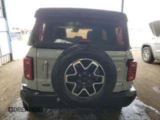 2022 Ford Bronco with VIN 1FMDE5BH1NLB79900, listed as a Copart auction lot 49434105 with 34,331 mi miles and Salvage Title. Bid and sale history available at DreamBid. Image 6.