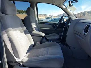 2006 GMC Envoy SLT with VIN 1GKDS13S962184712, listed as a IAAI auction lot 41250740 with 226,986 mi miles. Bid and sale history available at carsss.com. Image 5.