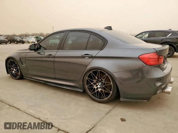 2018 BMW M3 z VIN WBS8M9C59J5J77887, wystawiony jako Copart lot #47548905 z przebiegiem 79 143 mil mil oraz Tytuł czysty. Historia ofert i sprzedaży dostępna na DreamBid. Obrazek 2.