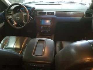 2007 GMC Yukon XL Denali with VIN 1GKFK66847J361941, listed as a Copart auction lot 48953745 with 241,132 mi miles and Salvage Title. Bid and sale history available at carsss.com. Image 8.