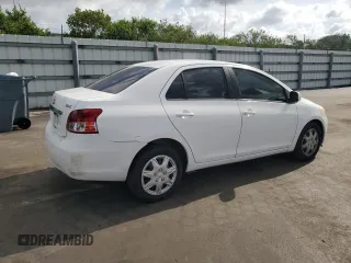 2012 Toyota Yaris z VIN JTDBT4K35CL017457, wystawiony jako Copart lot #58820985 z przebiegiem 120 901 mil mil oraz Szkoda całkowita • Salvage title. Historia ofert i sprzedaży dostępna na DreamBid. Obrazek 3.
