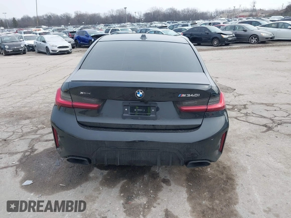 2025 BMW 3 Series M340i xDrive with VIN 3MW69FT02S8F00519, listed as a IAAI auction lot 41150515 with 715 mi miles. Bid and sale history available at carsss.com. Image 16.