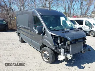2019 Ford Transit with VIN 1FTYR2CM0KKB17829, listed as a IAAI auction lot 41726498 with 116,045 mi miles. Bid and sale history available at carsss.com. Image 1.