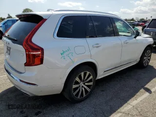 2021 Volvo XC90 Inscription Expression with VIN YV4BR00L6M1676099, listed as a Copart auction lot 47947034 with 29,128 mi miles. Bid and sale history available at carsss.com. Image 3.
