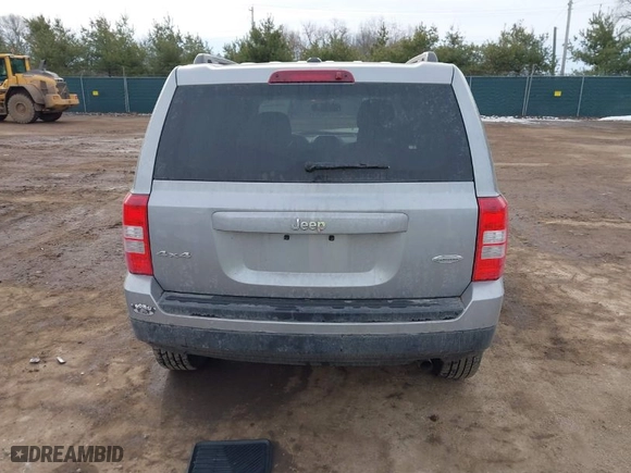 2016 Jeep Patriot High Altitude Edition with VIN 1C4NJRFB0GD617207, listed as a IAAI auction lot 41468816 with 69,633 mi miles. Bid and sale history available at carsss.com. Image 15.