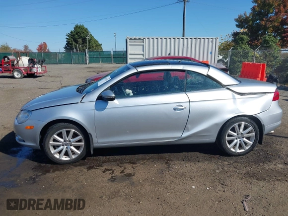 2010 Volkswagen Eos Komfort с VIN WVWBA7AH1AV023634, выставлен на аукционе IAAI как лот 40635291 с пробегом 42 152 миль миль и . История ставок и продаж доступна на DreamBid. Изображение 14.