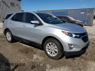 2021 Chevrolet Equinox LT z VIN 3GNAXUEV8MS130867, wystawiony jako Copart lot #56653705 z przebiegiem 42 510 mil mil oraz Szkoda całkowita • Salvage title. Historia ofert i sprzedaży dostępna na DreamBid. Obrazek 4.