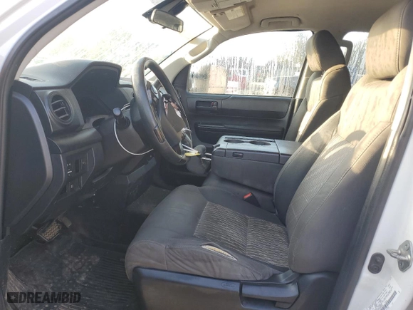 2018 Toyota Tundra 4WD Truck SR with VIN 5TFCY5F13JX022912, listed as a Copart auction lot 52206525 with 246,453 mi miles and Clean Title. Bid and sale history available at carsss.com. Image 7.