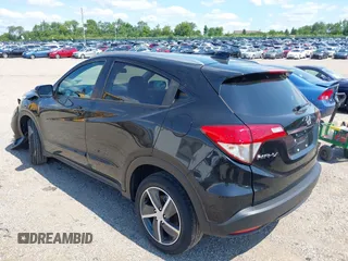 2021 Honda HR-V EX with VIN 3CZRU6H53MM754893, listed as a IAAI auction lot 39904214 with 58,537 mi miles. Bid and sale history available at carsss.com. Image 3.