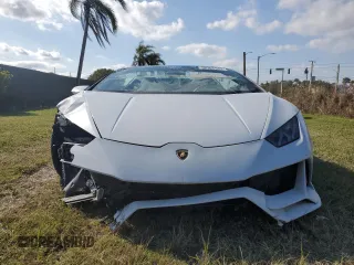 2020 Lamborghini Huracan z VIN ZHWUT5ZF5LLA15314, wystawiony jako Copart lot #58308943 z przebiegiem 11 958 mil mil oraz Szkody całkowita. Historia ofert i sprzedaży dostępna na DreamBid. Obrazek 5.