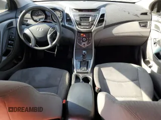 2016 Hyundai Elantra SE z VIN 5NPDH4AE3GH684146, wystawiony jako Copart lot #56224675 z przebiegiem 77 072 mil mil oraz Szkoda całkowita • Salvage title. Historia ofert i sprzedaży dostępna na DreamBid. Obrazek 8.