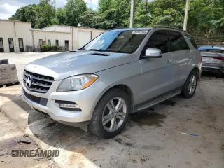 2013 Mercedes-Benz M 350 z VIN 4JGDA5JB8DA240906, wystawiony jako Copart lot #60543585 z przebiegiem 156 780 mil mil oraz Czysty tytuł • Clean title. Historia ofert i sprzedaży dostępna na DreamBid. Obrazek 1.