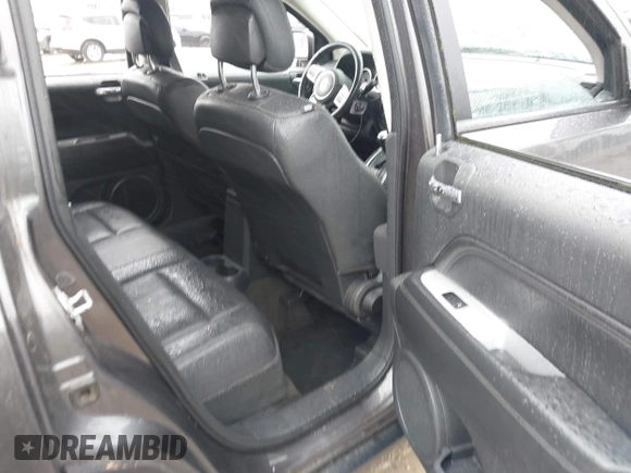 2016 Jeep Compass Latitude with VIN 1C4NJCEA2GD804809, listed as a IAAI auction lot 42329508 with 61,264 mi miles and . Bid and sale history available at DreamBid. Image 8.