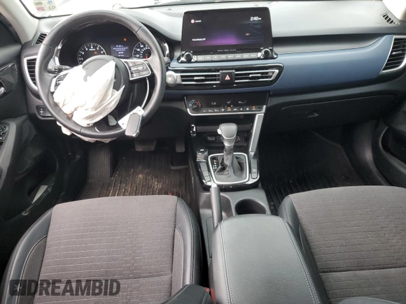2022 Kia Seltos S with VIN KNDEU2AA1N7289689, listed as a Copart auction lot 60282095 with 55,215 mi miles and Salvage title. Bid and sale history available at DreamBid. Image 8.