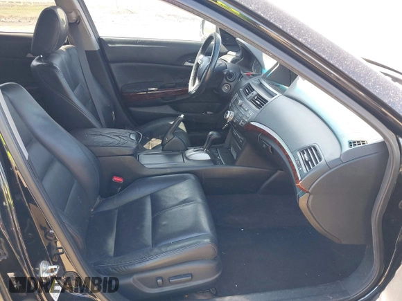 2012 Honda Crosstour EX-L z VIN 5J6TF2H56CL004462, wystawiony jako IAAI lot #41803696 z przebiegiem 335 712 mil mil oraz . Historia ofert i sprzedaży dostępna na DreamBid. Obrazek 5.