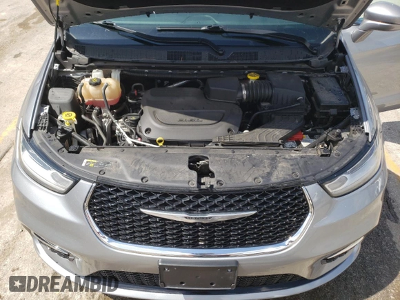 2021 Chrysler Pacifica Touring L with VIN 2C4RC1BG3MR574988, listed as a Copart auction lot 52213925 with 76,166 mi miles and Salvage Title. Bid and sale history available at DreamBid. Image 12.